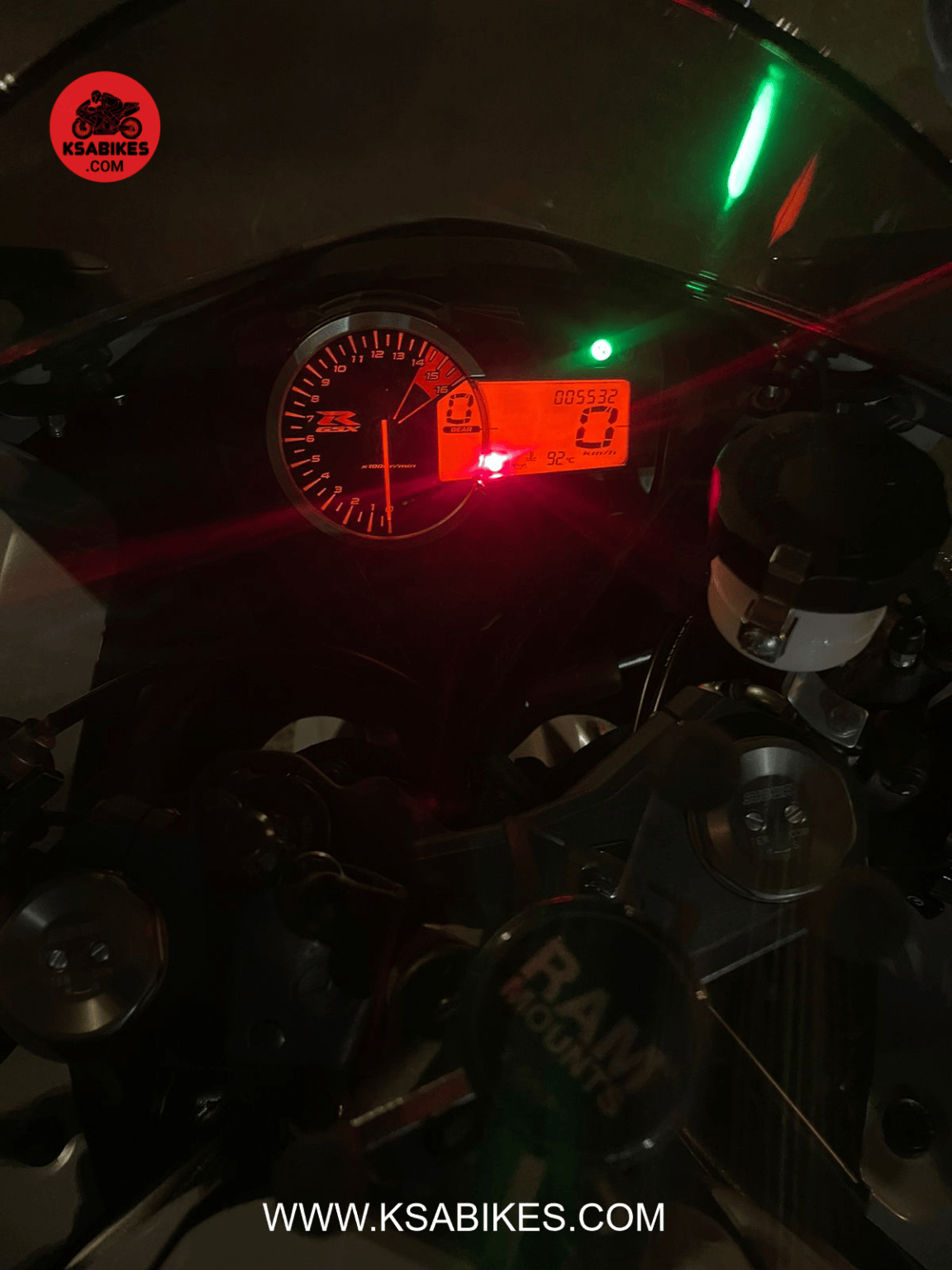 SUZUZKI GSX